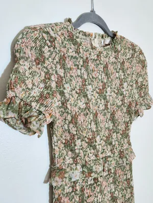 Karlie Green and Peach Floral Smocked Mini Dress Size Small thumbnail 4