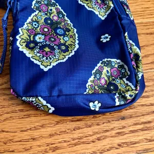 Vera Bradley Ripstop Lorman Blue Floral Sling Bag Kew Gardens Blue Size S NWT thumbnail 6