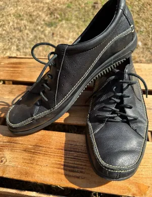 Hush Puppies Malibu Black Leather Sneaker‎ Walking Shoe 10N thumbnail 1