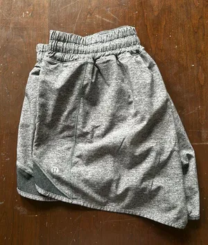Hotty Hot Shorts  thumbnail 2