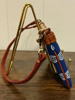 Rare Vintage Dooney & Bourke Chicago Cubs Canvas Leather Zip wristlet Wallet thumbnail 2