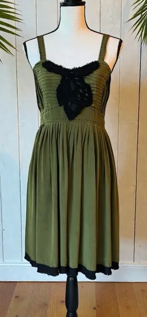 Project Alabama Olive Silk Pleated Dress – Size 6 Black Lace Bodice | Silk thumbnail 1