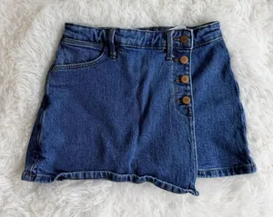 Wrangler Women's High Waisted Asymmetrical Button Front Denim Skort Size 26 thumbnail 1