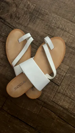 Flat Sandals thumbnail 3