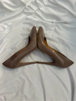 EUC Kurt Geiger London Eden Court Shoes in Natural Leather thumbnail 8