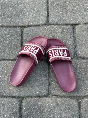 Paris slides Red Size 6.5 thumbnail 2