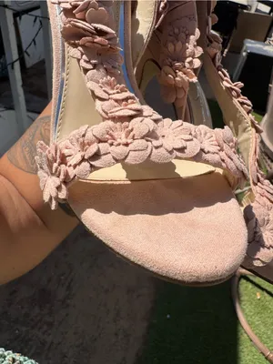 Jessica Simpson Blush Floral Appliqué Slingback Heels thumbnail 3