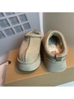 UGG Tazz Platform in Sand color. Scandi-Chic Neutral Slip-On / Mule Gen-Z Sz 8 thumbnail 3
