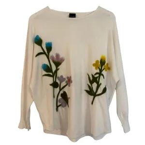 Anthropologie Aaeda white felted floral top size M thumbnail 2