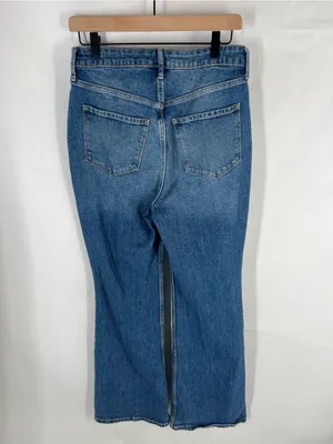 Old Navy Higher High-Rise Flare Jeans 6 Petite Medium Wash Clover thumbnail 8