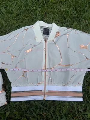 Lime & Vine Gwen Crop Jacket White Alabaster Rose Gold Metallic Bomber Size S thumbnail 4