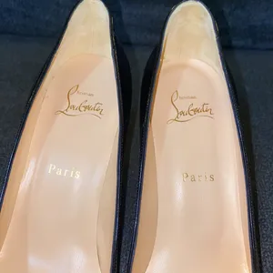 Christian Louboutin Patent Leather Heel Size 38.5 thumbnail 4