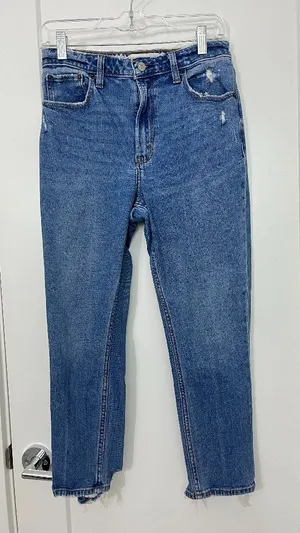 Abercrombie & Fitch Size 28/6 Short High Rise Skinny Jeans Distressed thumbnail 1