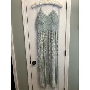 No Boundaries Juniors L (11-13) Green Geometric Lace V-Neck Strappy Maxi Dress thumbnail 15