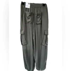 SO Woman’s  Khaki Cargo Pants thumbnail 2