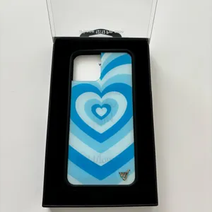 wildflower cases iphone 12/12 pro case thumbnail 2