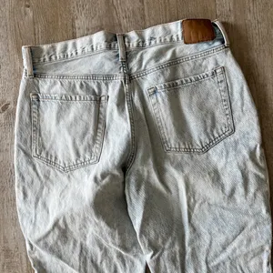 Womens Aeropostale Light Denim White Washed Mom Jeans - 14 thumbnail 5