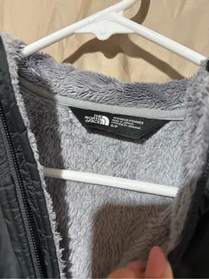 North face jacket thumbnail 3