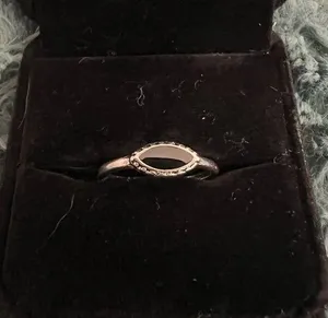 Women’s Stainless Steel Silver Band Size 7 thumbnail 1