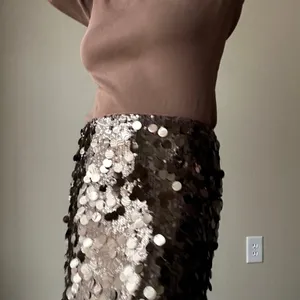 Ann Taylor Loft Brown Sequin Mini Skirt Size 12 thumbnail 3