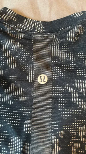 Lululemon Top thumbnail 2