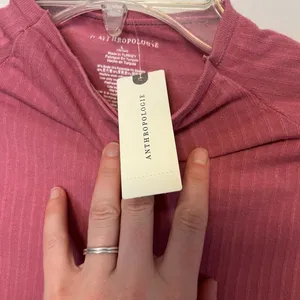 Anthropologie Indra Mock Neck Rose Seamless Turtle Neck NWT Sz L thumbnail 9