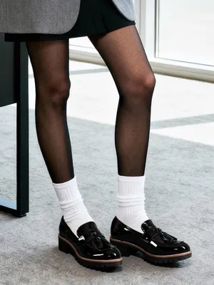 NWOT Classic Black Tassel Loafer Heels thumbnail 2