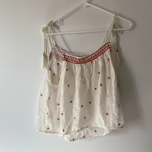 Free People loose white boho top thumbnail 3
