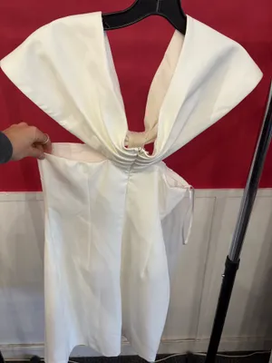 white homecoming dress Size M thumbnail 3