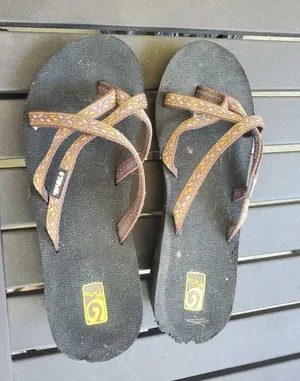 Teva Brown and Black Sandals with Patterned Strapsteva Mush Imperfection On Top thumbnail 1