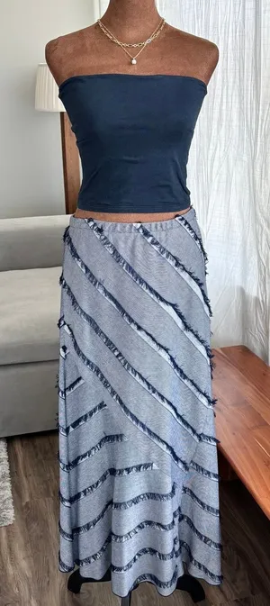Vintage Lena Gabrielle Skirt Sz 6 Denim Frayed Maxi Y2K Neo Nostalgia Indie Boho thumbnail 1