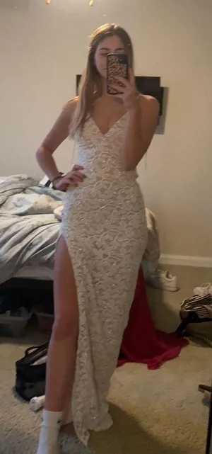 Windsor Prom Dress thumbnail 1
