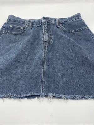 Levis High Rise Fray Cut Hem Black Jean Skirt Y2K Size 29 Denim thumbnail 3