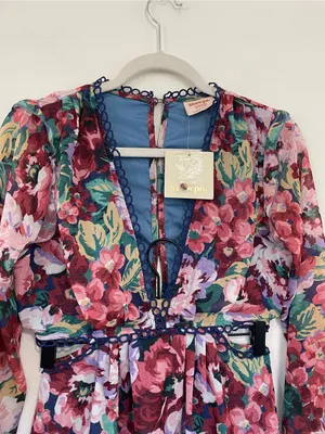 NWT SHOWPO Karmella Floral Cutout Mini Dress Romantic Summer Dress Size 4 thumbnail 3