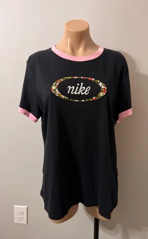 The Nike Tee Black Pink Ringer Floral Embroidered Logo XL Retro thumbnail 1