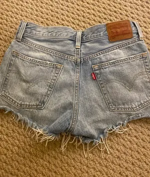 Levi's 501 Shorts thumbnail 2