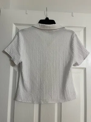 White button down top Size L thumbnail 2