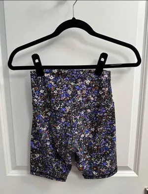 Lululemon 8” Shorts thumbnail 1