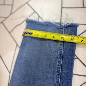 Old Navy Sky-Hi Straight Jeans 4 Blue‎ Distressed Raw Hem Extra High Rise thumbnail 7