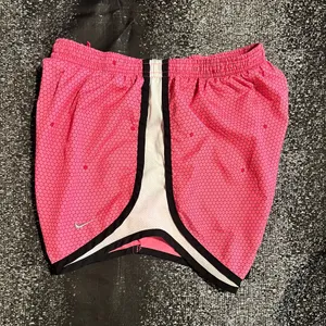 Womens small Nike Dri Fit 3" running shorts-pink/red honeycomb w/liner thumbnail 2