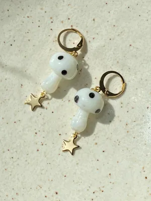 Handmade Kawaii Y2k lampwork glass mushroom & star dangle earrings🍄⭐️ thumbnail 5