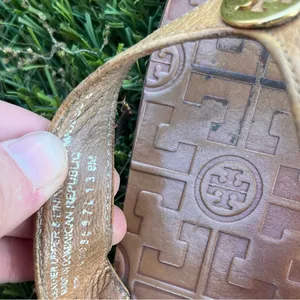 Tory Burch Thora Tan Thong Sandals thumbnail 3