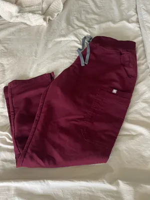 FIGS Scrubs Set thumbnail 5