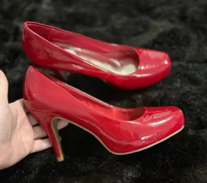 Women’s Olsenboye High Heel Red Patent Shoes size 7.5 heels thumbnail 1