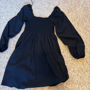 Black Long Sleeve Old Navy Dress thumbnail 2