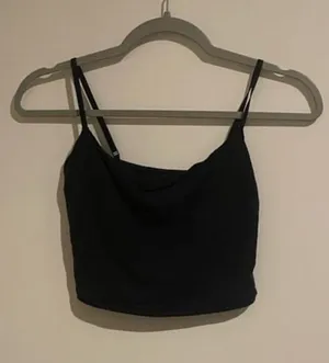 Skims Nwt Fits Everybody Cropped Cami Onyx M thumbnail 2