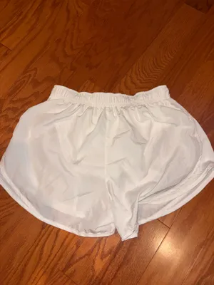Women’s Nike Tempo Running Shorts Dri-Fit thumbnail 3