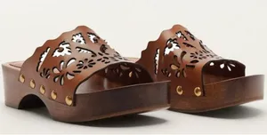 FARM RIO Brown Lace Leather Clog, Size 9, NWOT thumbnail 1