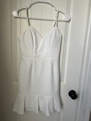 White Dress thumbnail 4