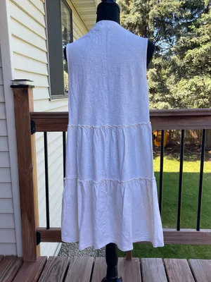 LUSH Sleeveless Notched V-neck Tiered Ruffle Cotton Mini Dress Sz Small Cream thumbnail 3